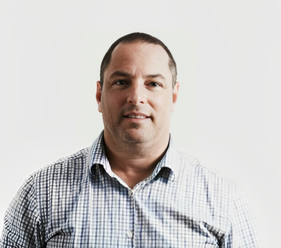 Нееман Амос